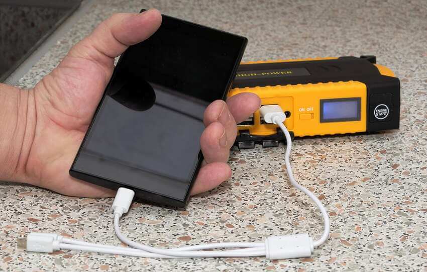 why is my power bank not charging my phone