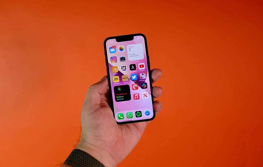 how long do cell phone batteries last