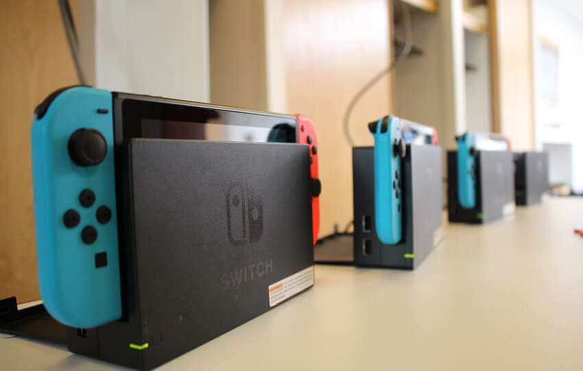 how to charge nintendo switch with power bank
