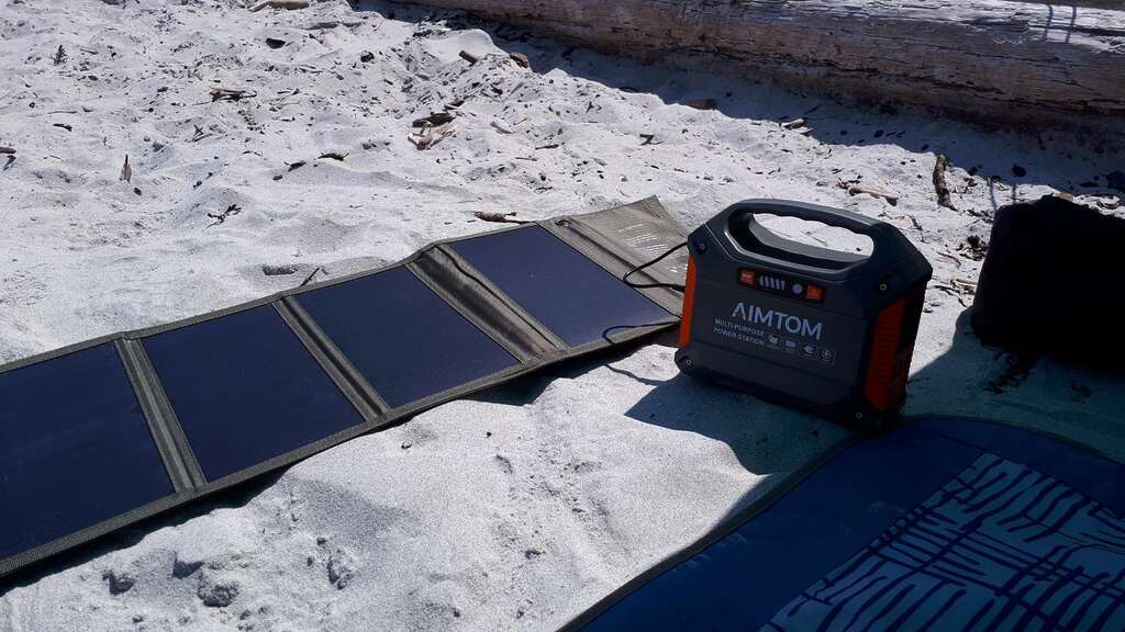 AIMTOM Portable Solar Charger 60W Review AIMTOM Portable Solar Charger 60W Review