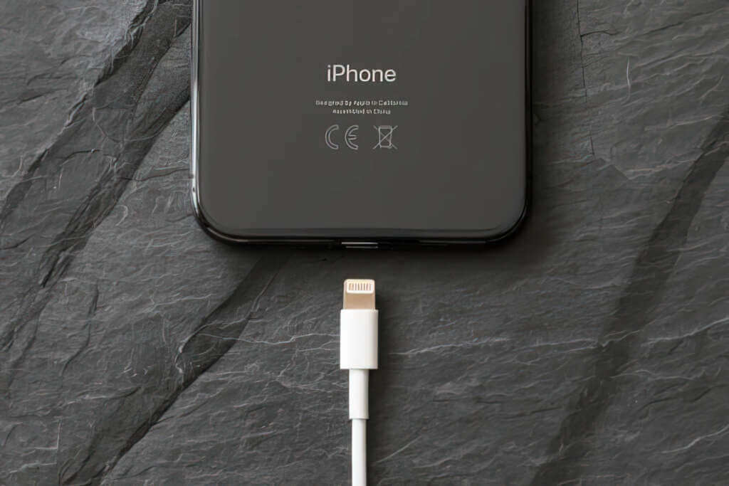 Iphone Charging Port impression Iphone Charging Port impression