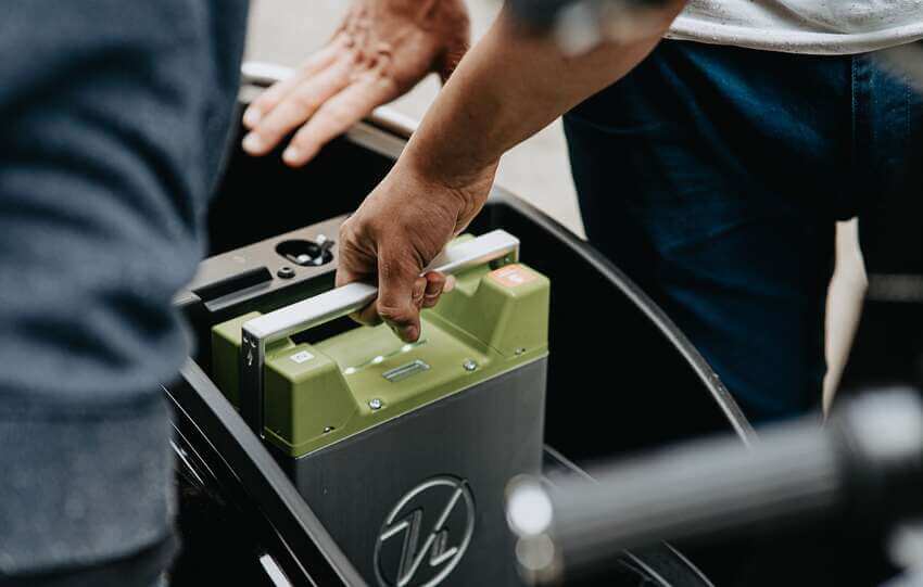 Quantum glass battery Quantum glass battery
