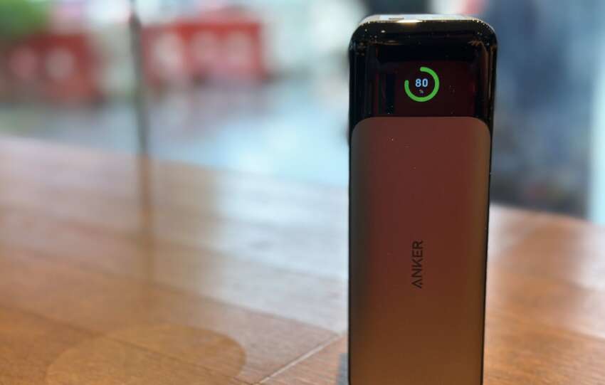 Anker Power Bank 737 Bettery Indicator 2