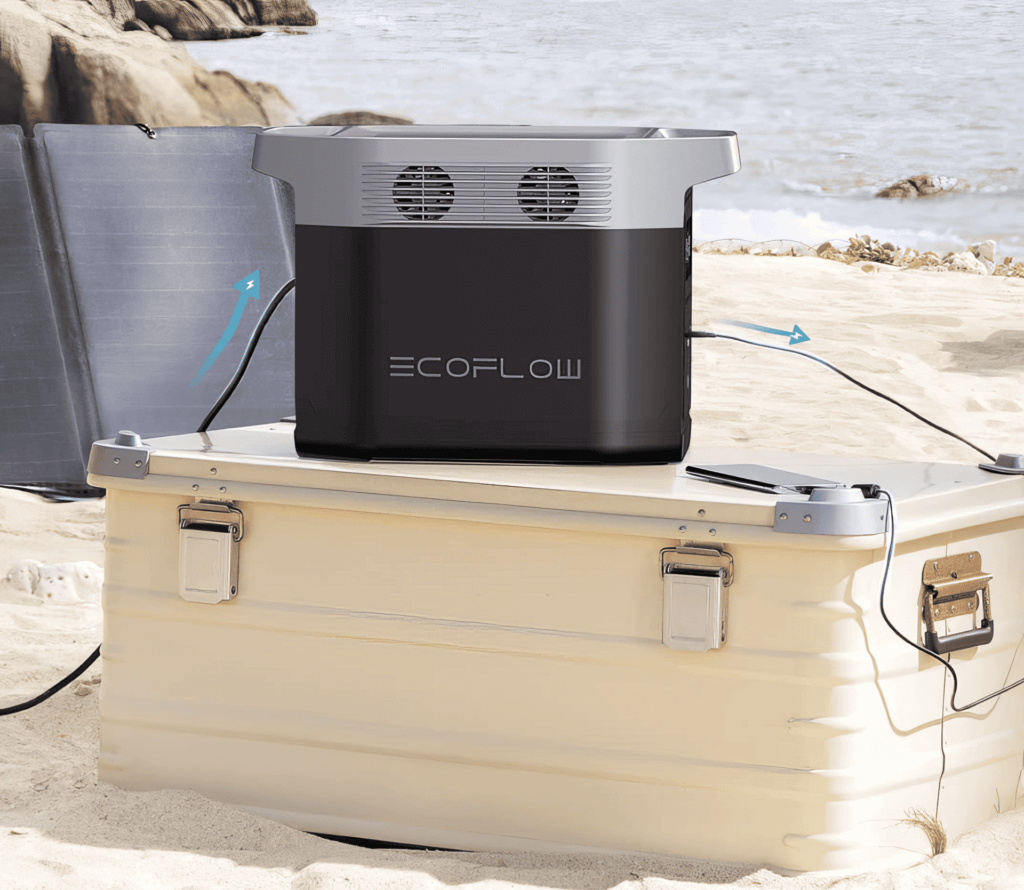 EF ECOFLOW Portable Power Station DELTA 1260Wh At Beach EF ECOFLOW Portable Power Station DELTA 1260Wh At Beach