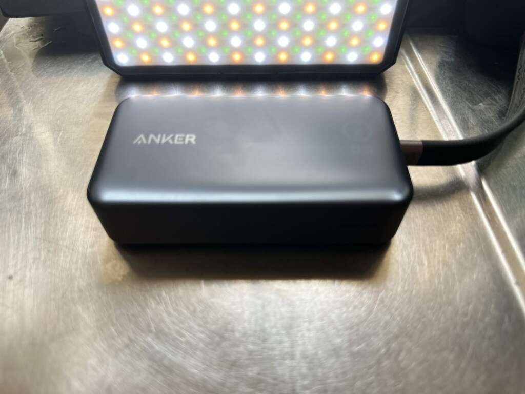 anker 533 powercore 10000mah 30w pd side view anker 533 powercore 10000mah 30w pd side view