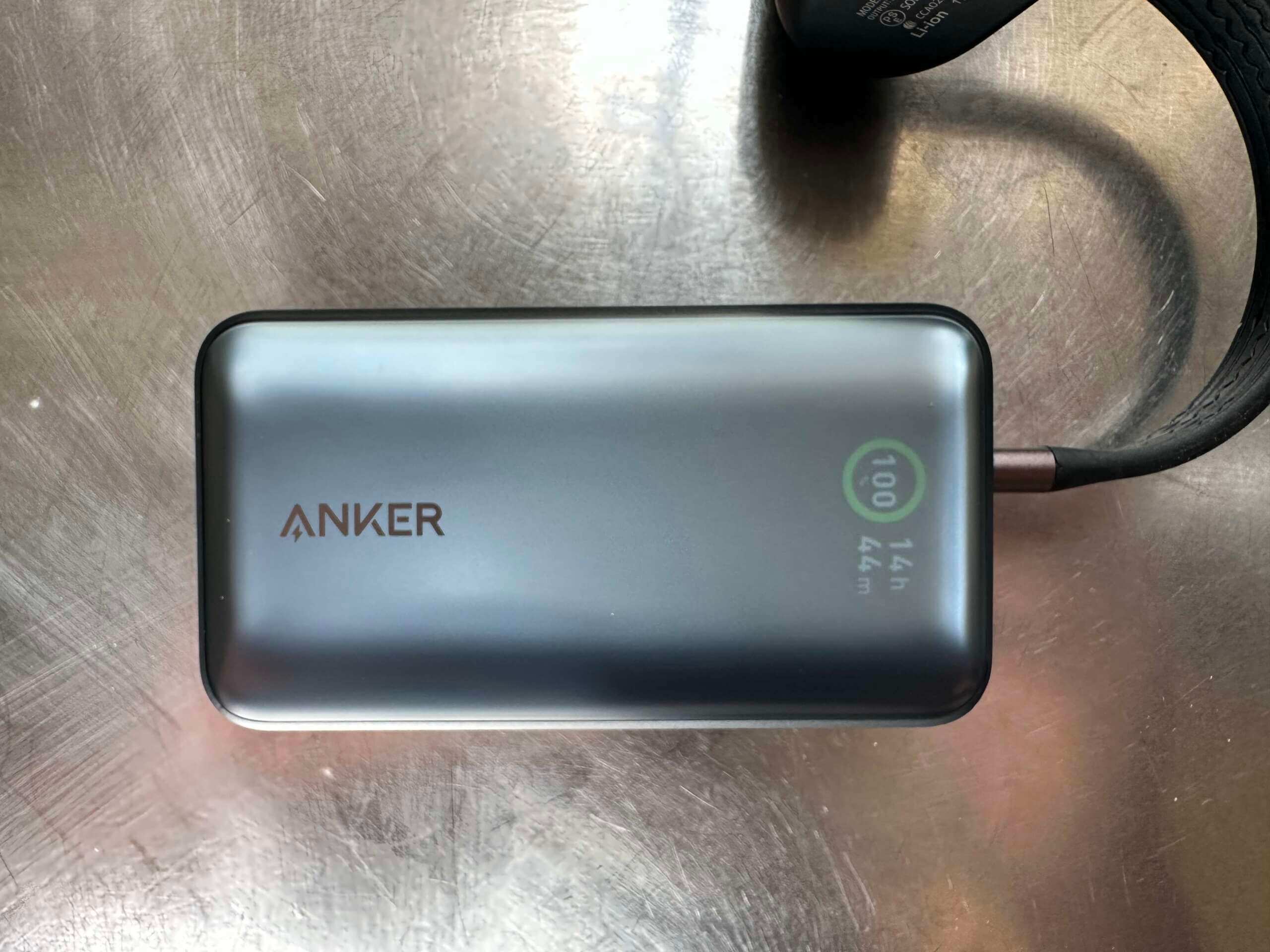 anker 533 powercore 10000mah 30w pd top view scaled