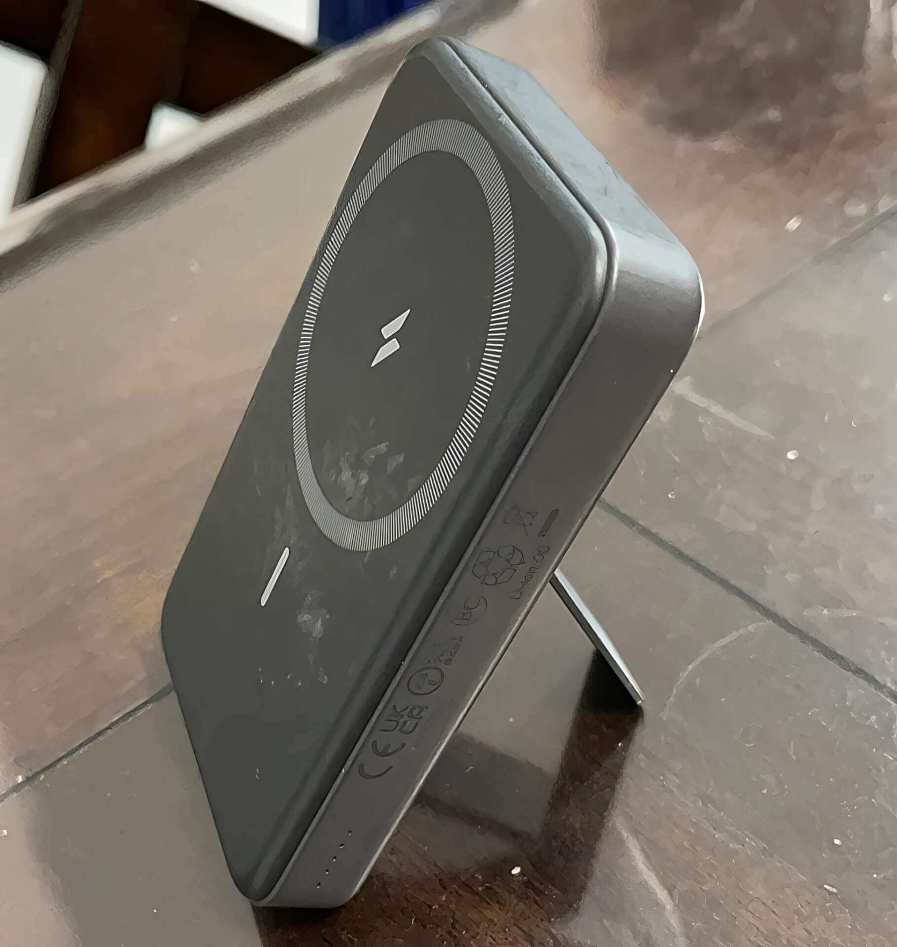 Anker Powercore 633 Magnetic 10000mah Stand Anker Powercore 633 Magnetic 10000mah Stand